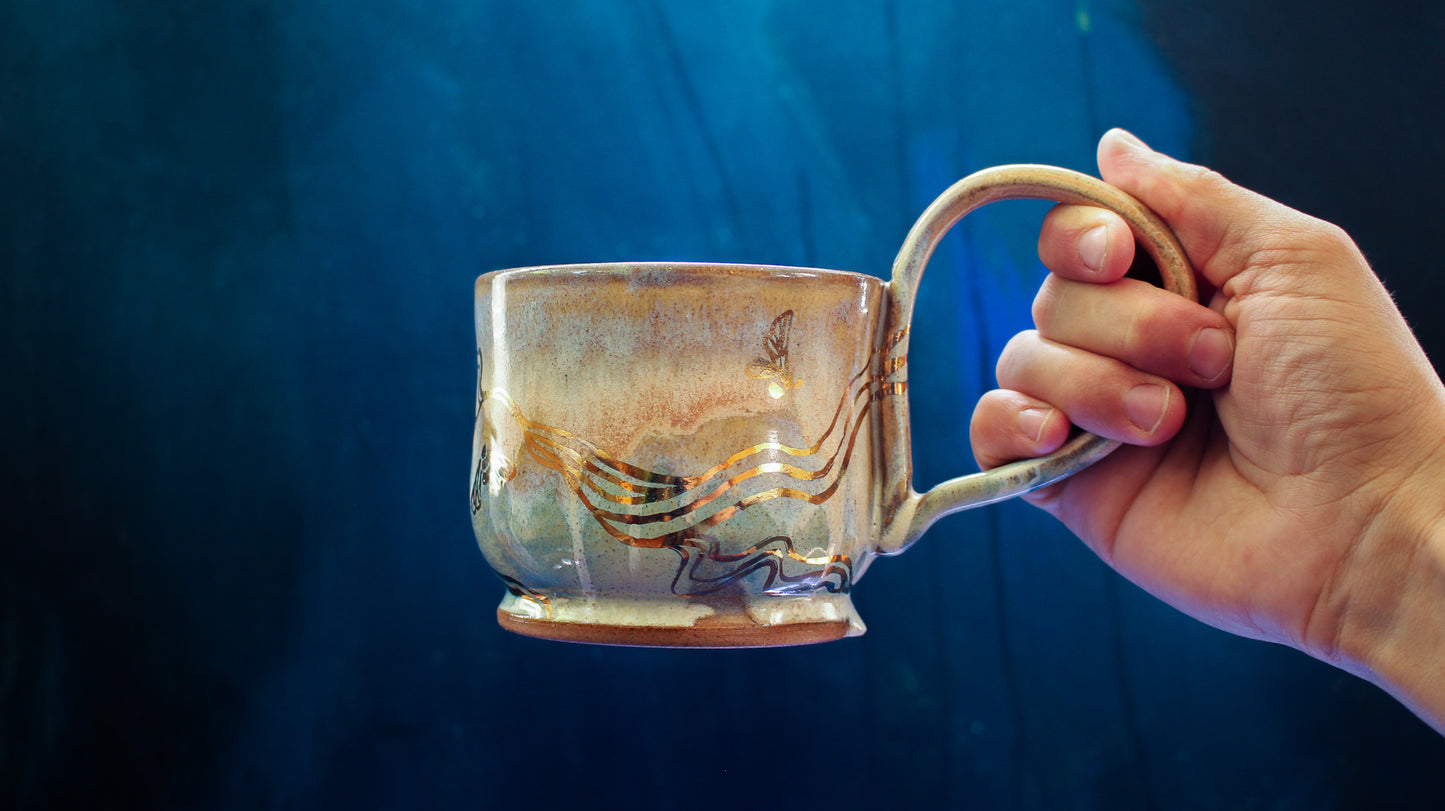 14oz Golden Honey Bee Mug