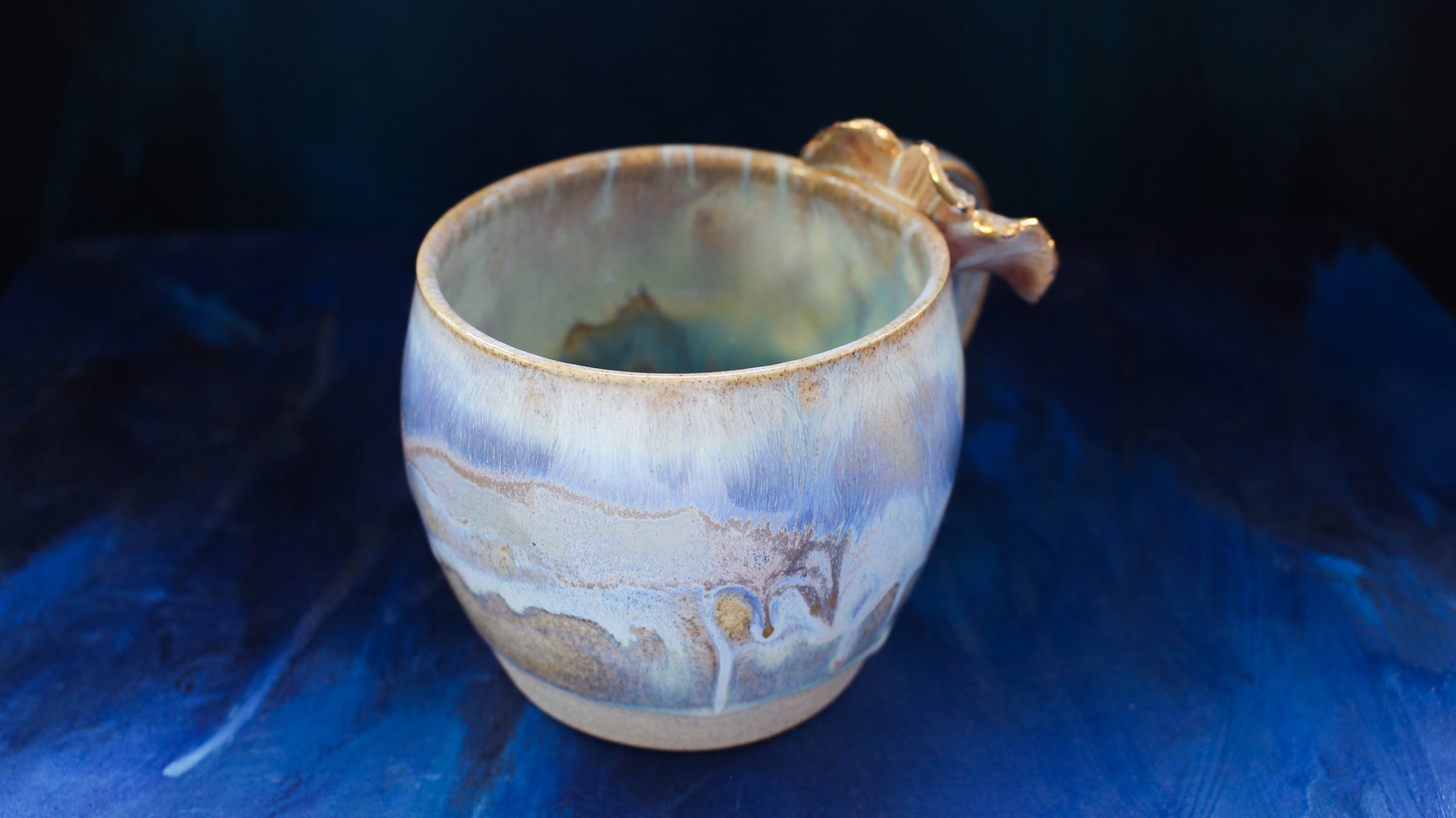 20oz Periwinkle Gingko Curl Mug