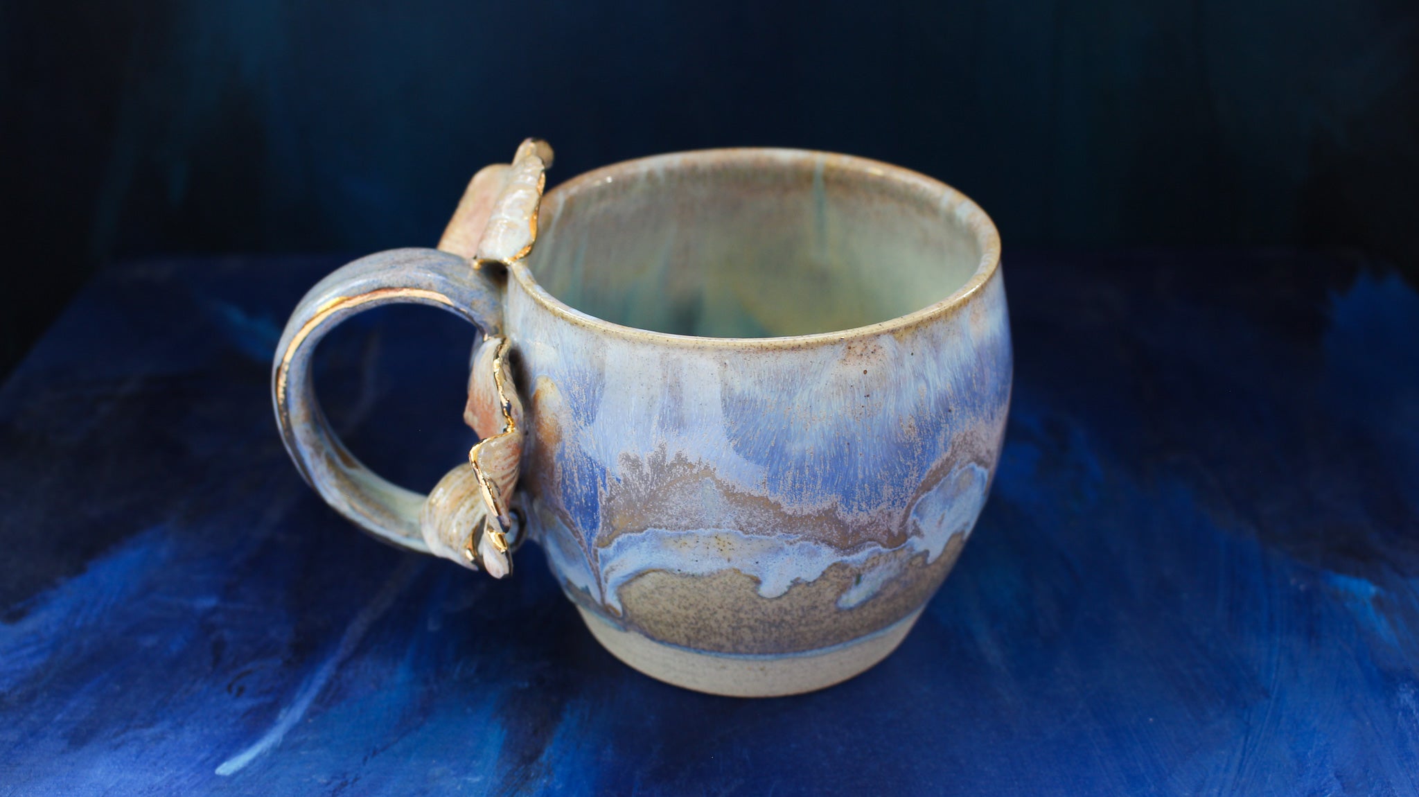 20oz Periwinkle Gingko Curl Mug