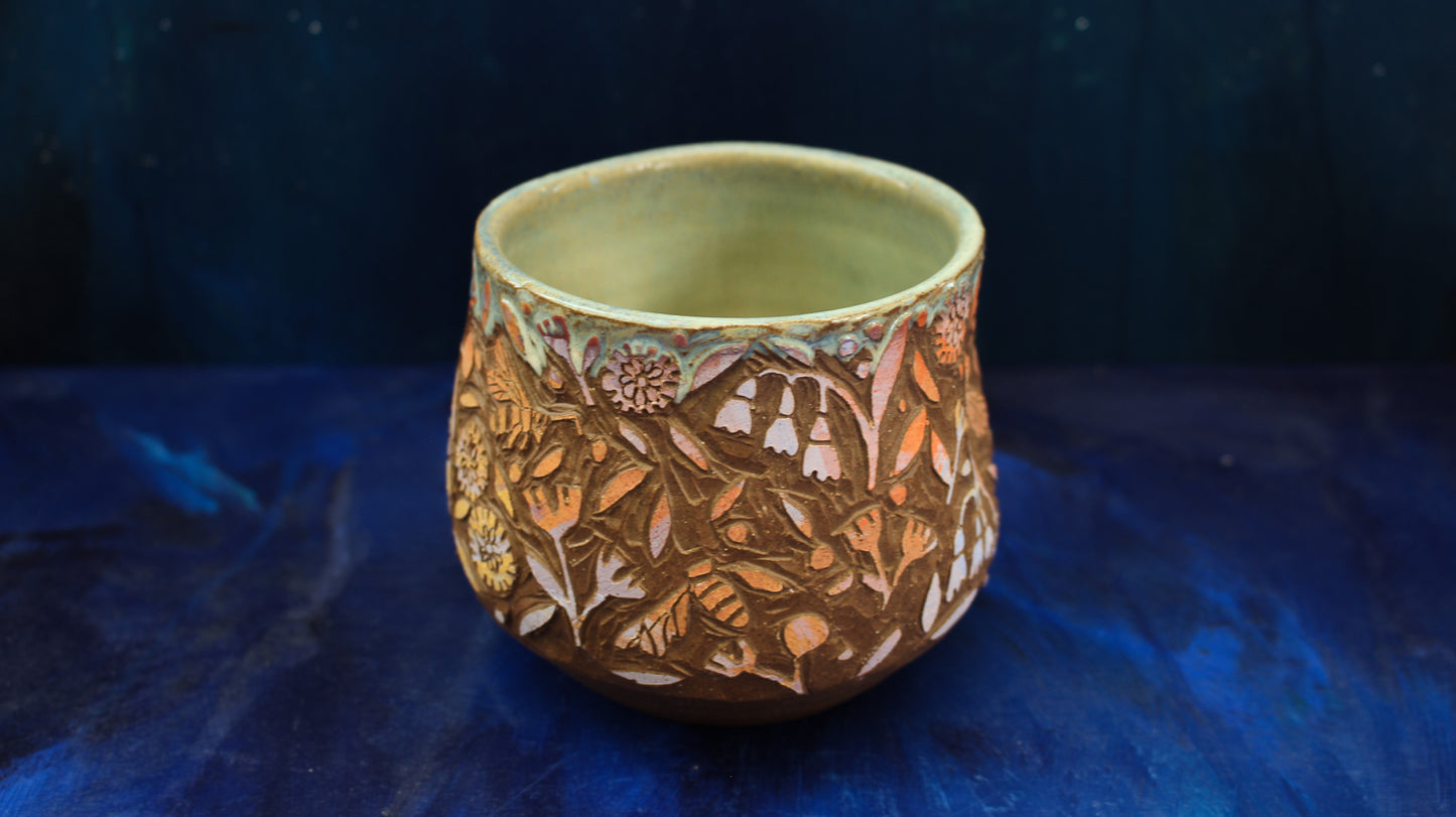 19oz Earthen Bee Carved Tumbler