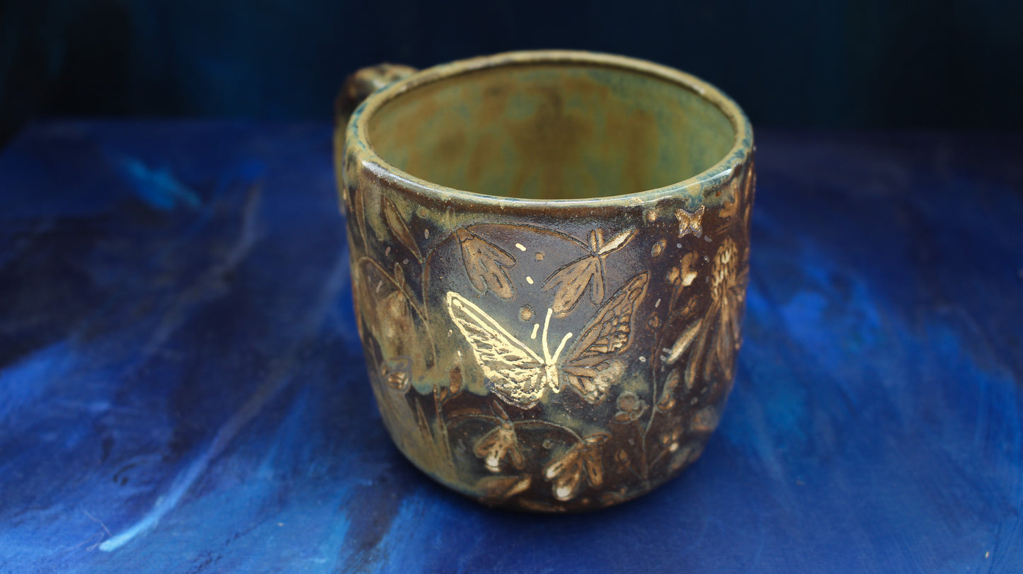 16oz Golden Butterfly Mug