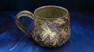 16oz Golden Dragonfly Mug