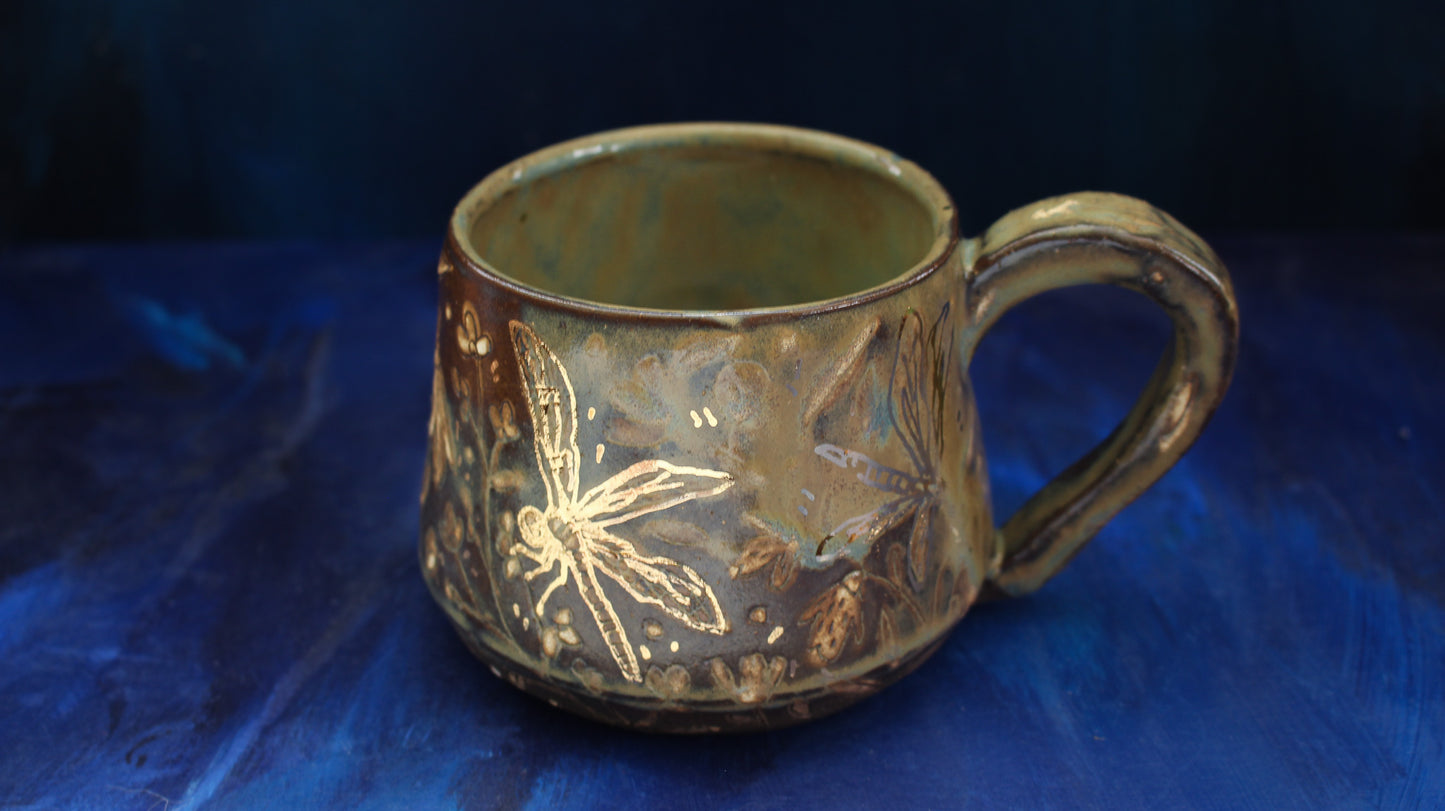 16oz Golden Dragonfly Mug