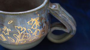 13oz Teal Golden Lily Mug