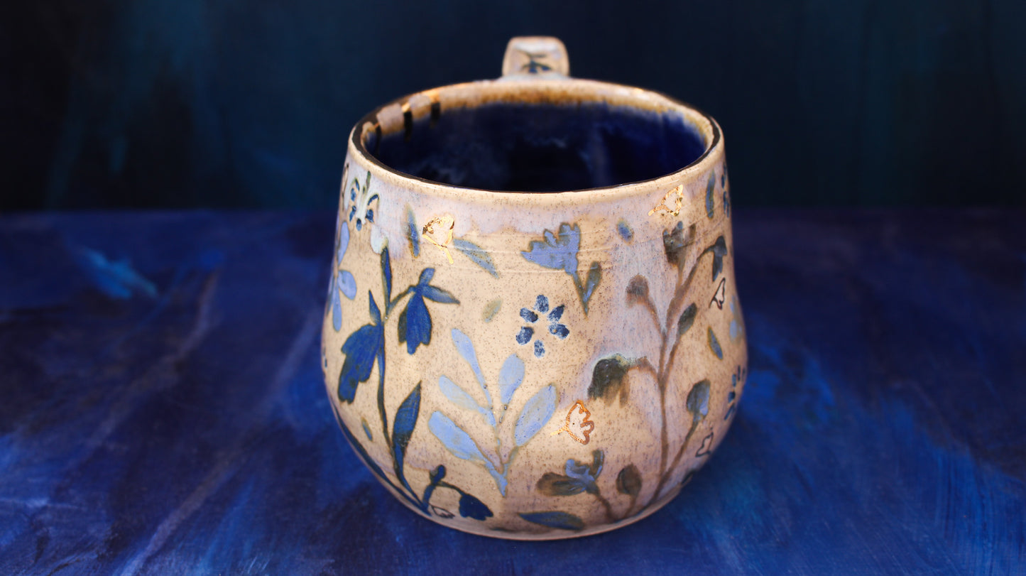 18oz Golden Blue Blossom Mug